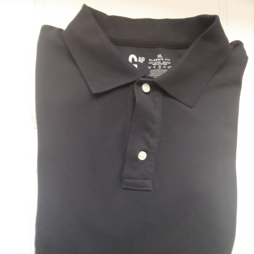 Men's Shirt - Picture 2 of 3